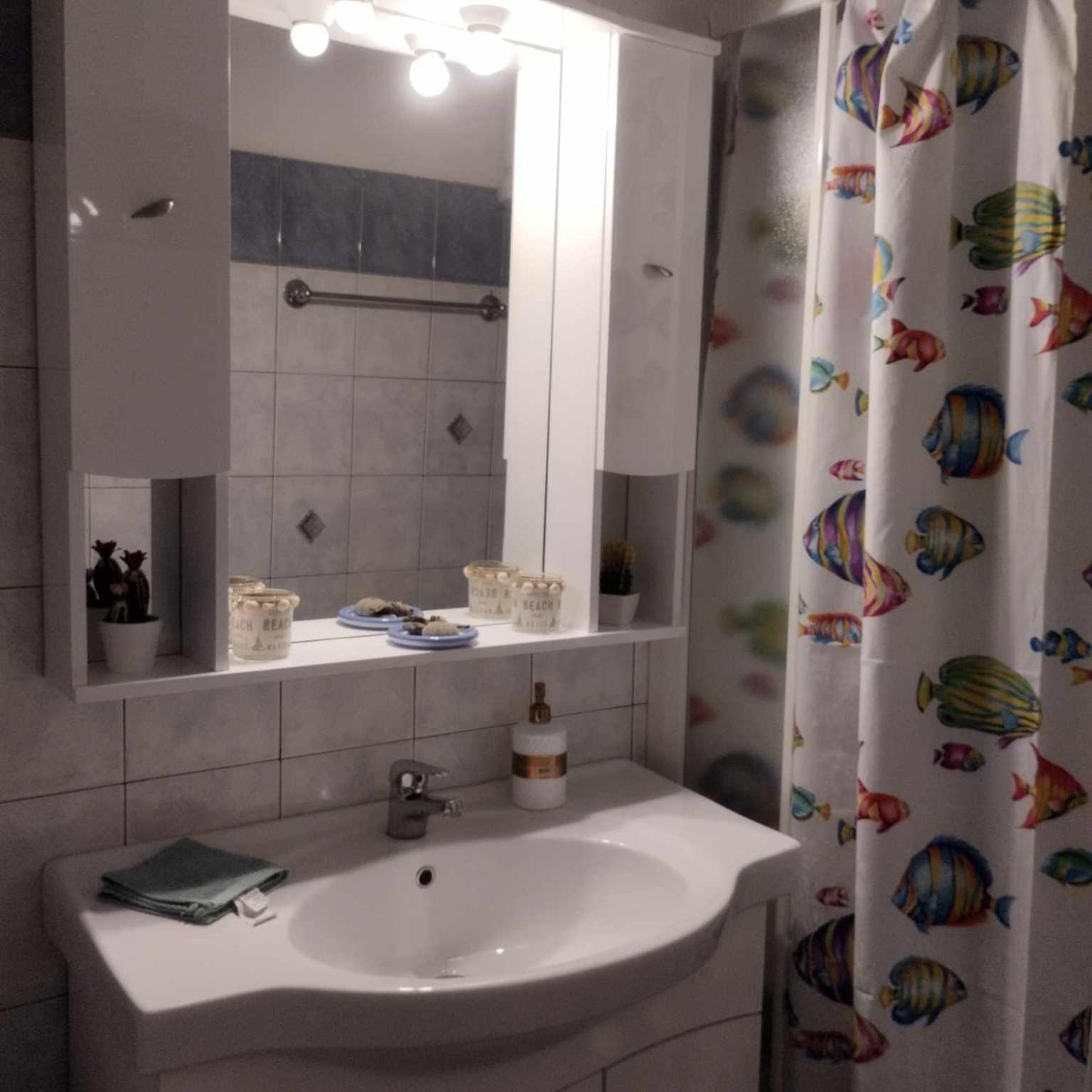 Small&cosy appartment- Piccolina Loutráki Esterno foto