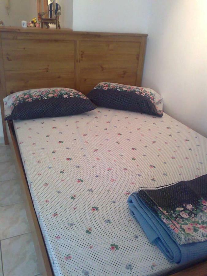 Small&cosy appartment- Piccolina Loutráki Esterno foto